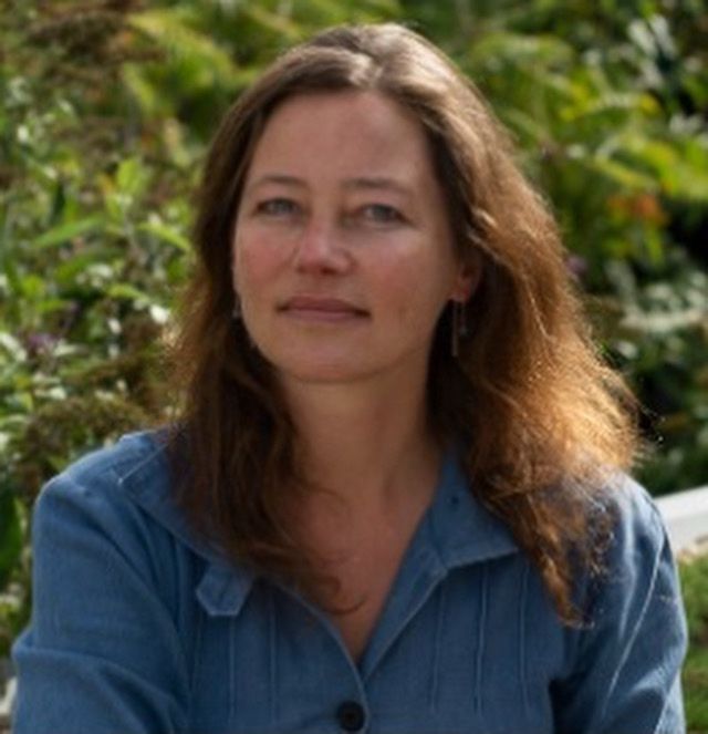 Madelon Vriezen